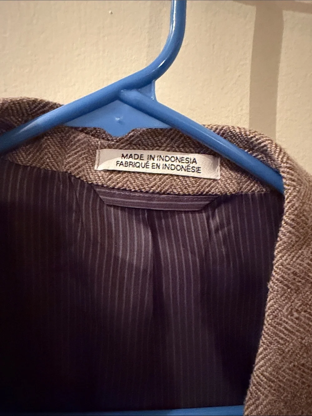 Men's Brown Herringbone Sport Coat with Elbow Patches